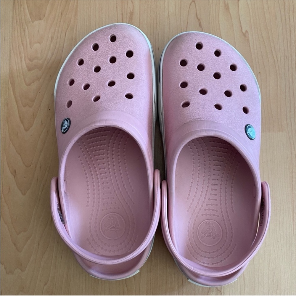 Crocs Beach Pink Sandals Unisex Crocband Pearlized Clog Pink
 M6 W8 Pink 
 28580 - Picture 5 of 9